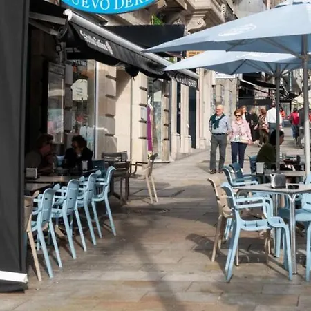 Urzaiz Centro * ヴィーゴ